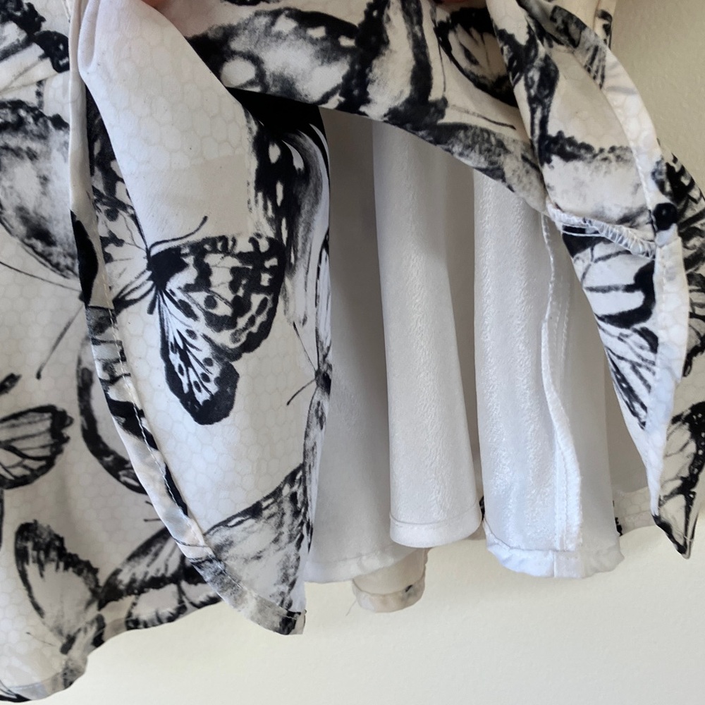 Gracia Butterfly Print Blouse Sz S - Picture 8 of 8